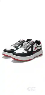 Sparx Black, White, Red Athletic Sneakers Men's 10 Casual Running Shoe