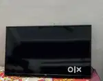 TCL 42 inch LED TV for sale non working
