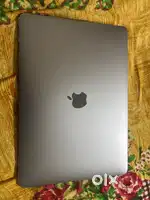 Apple Macbook Air M1