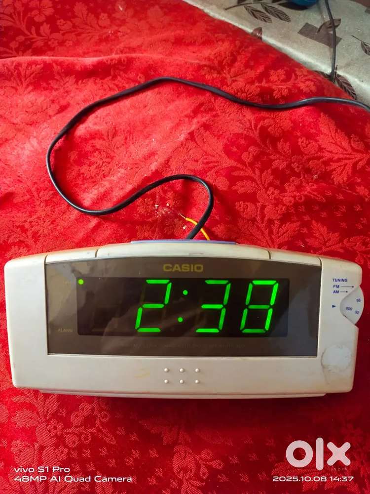 CASIO DIGITAL CLOCK