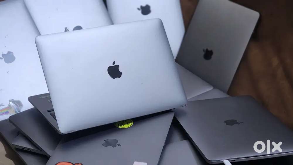 M1 Apple Macbook Pro 16GB Ram 256gb Apple SSD Touchbar Touch ID