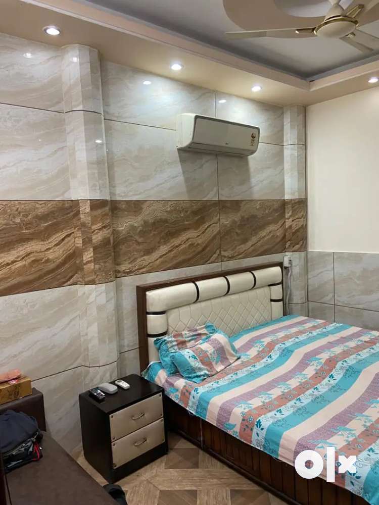 1 bhk fully furnished for Rent in Nanak Nagar ground floor