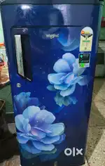 Whirlpool fridge 1 year old 184 liters