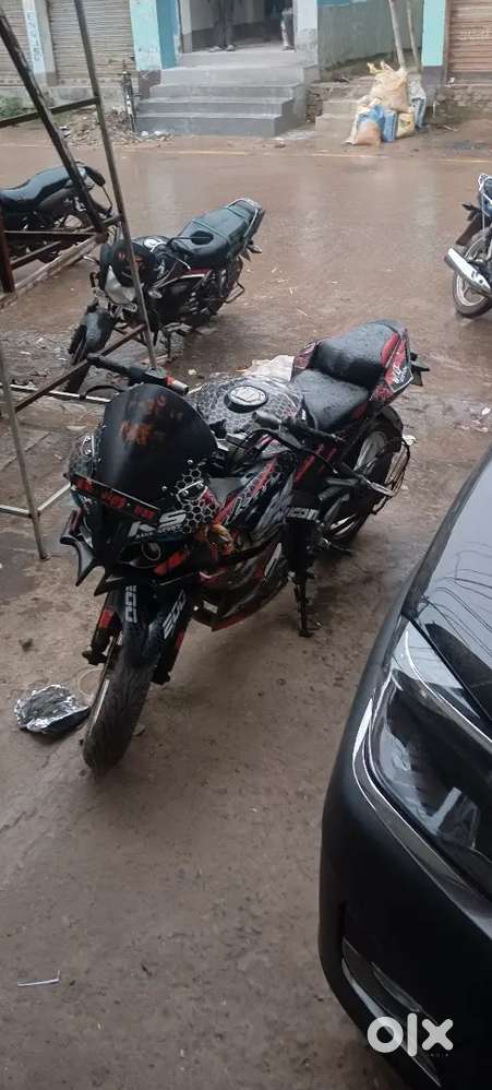 Good condition me hai  jisko lena wohi msg kare