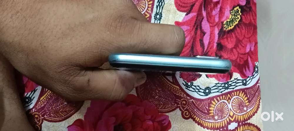 Vivo y 20 4gb 64gb good condition
