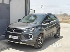 TATA Nexon Top Model Petrol Automatic (2020)