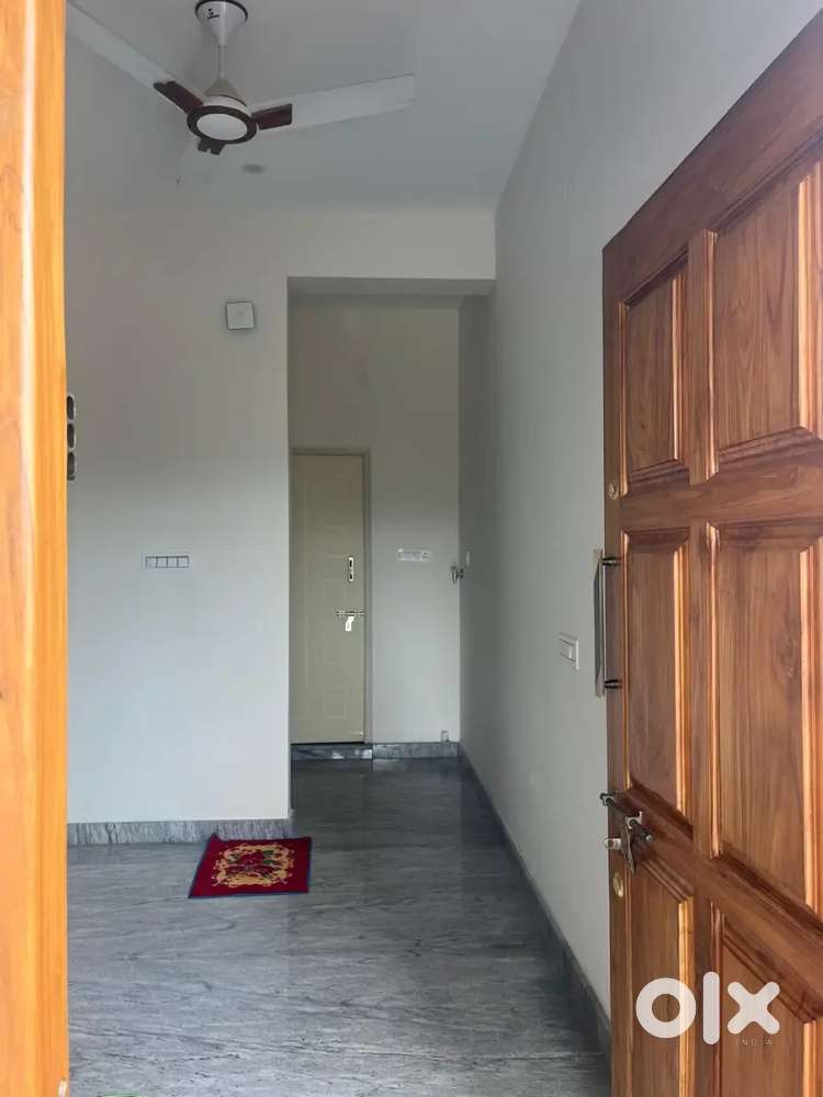 Semi Furshined 1BHK for lease with all amenities