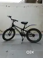 Black cycle