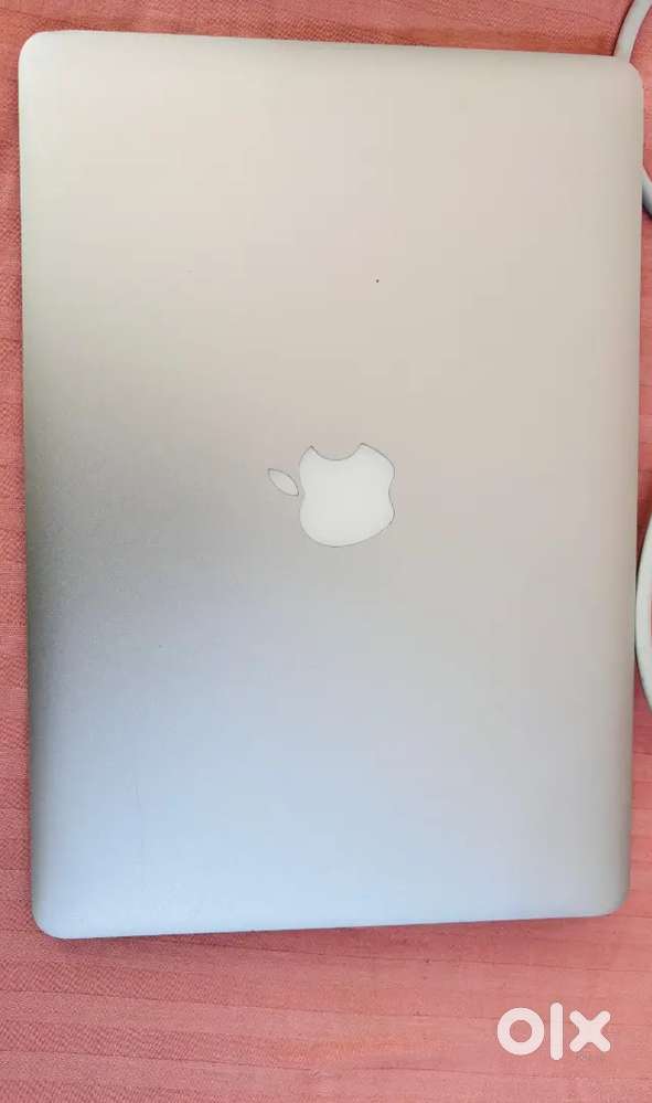 Macbook Air in Excellent condition for sale