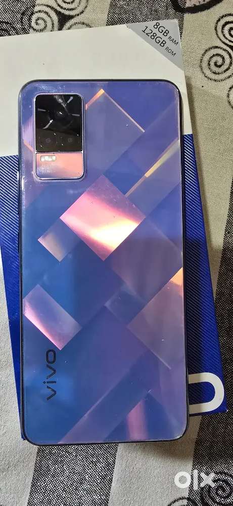 Vivo y73 8/128 gb