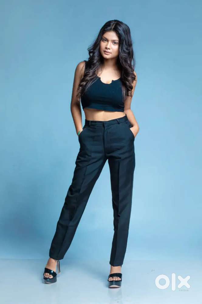 Female Model For Adshoot