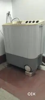 I WANT TO SELL SAMSUNG SEMI-AUTOMATIC WASHING MACHINE
