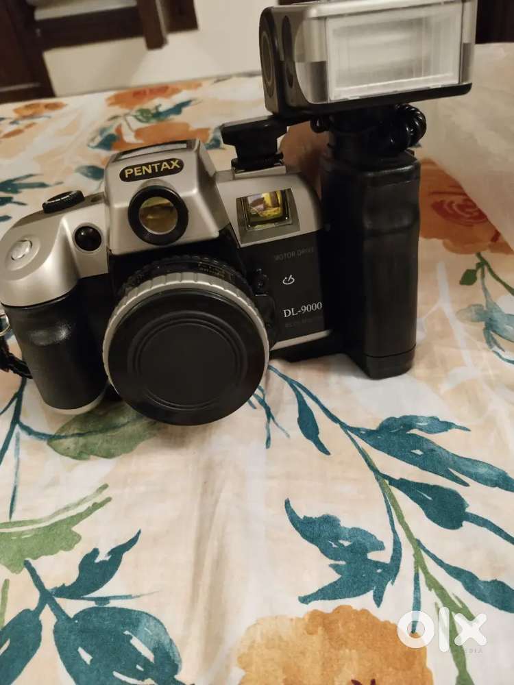 Pentax D-9000 DSLR camera for sale