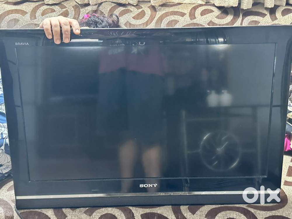 Sony LCD TV NON SMART KLV32V550A 32”