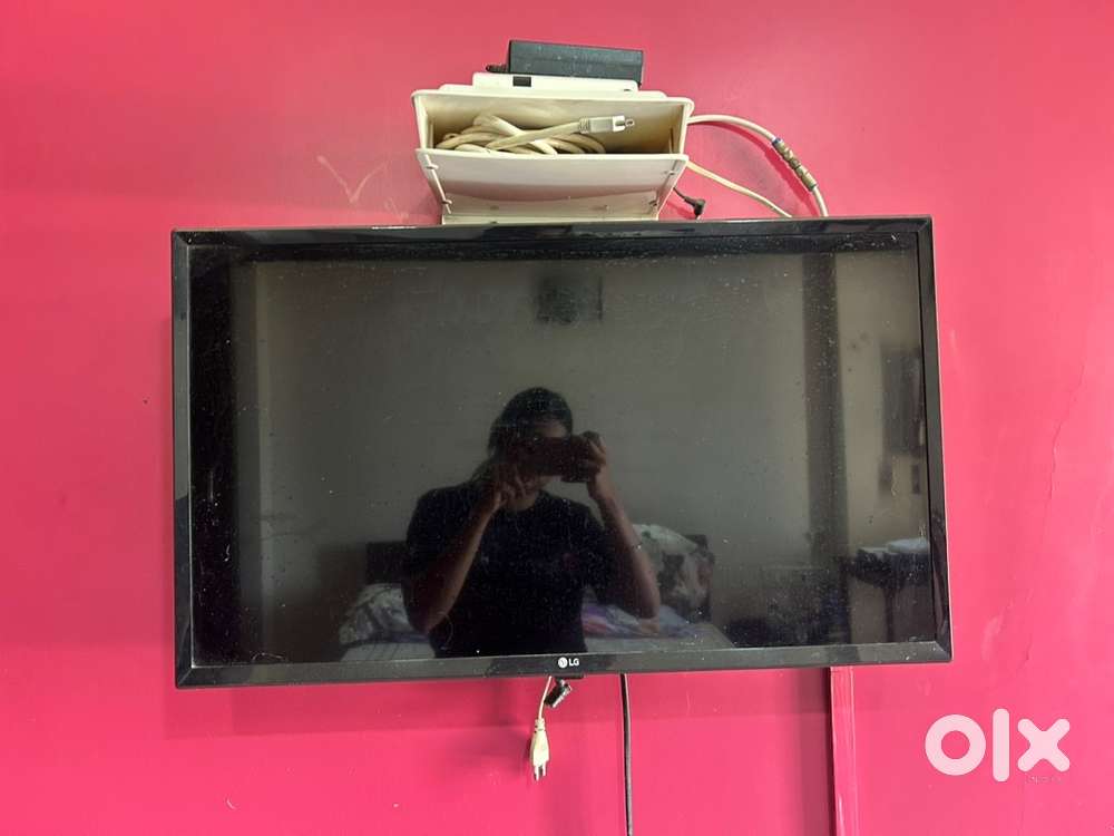 LG television