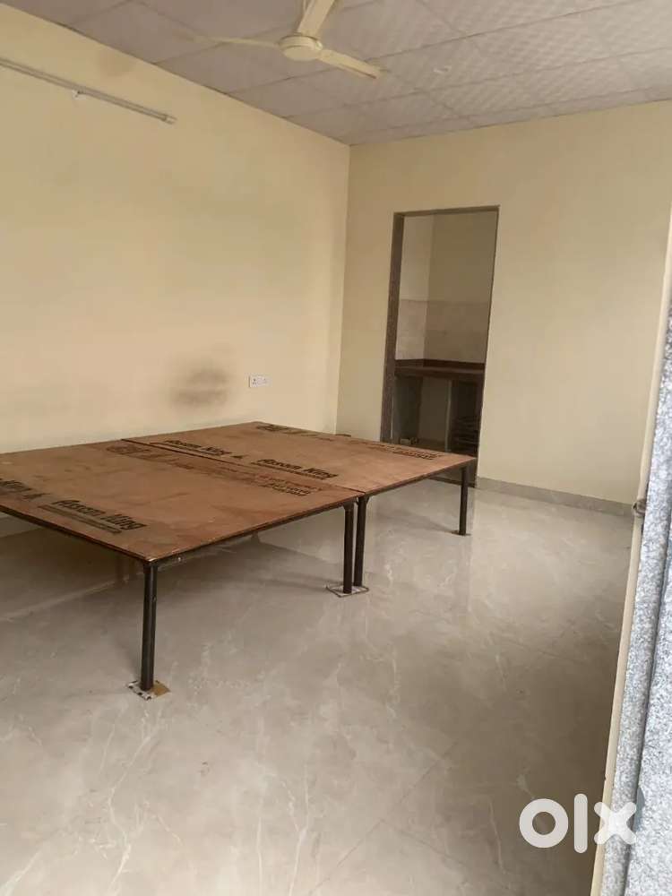 To-let (one room + kitchen+ bathroom