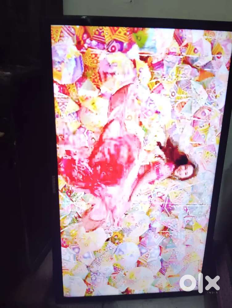 Samsung 32 inch led tv good condition non smart.