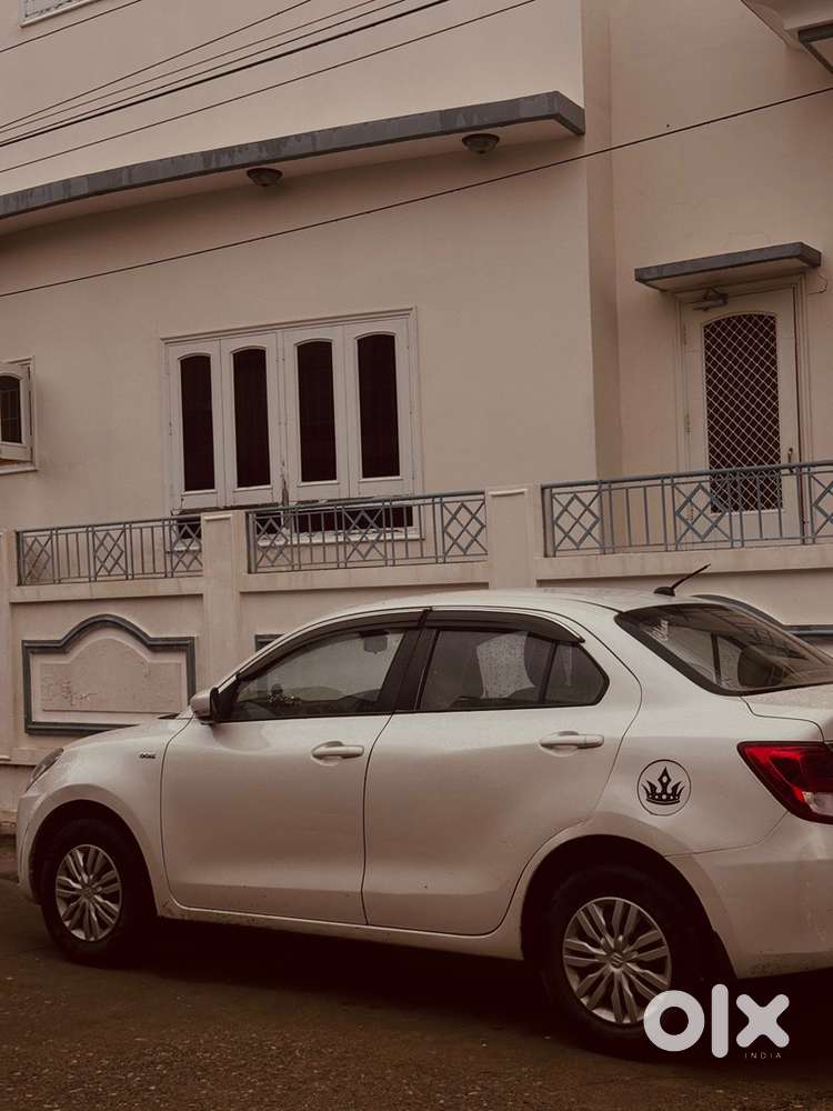Maruti Suzuki Dzire 2017 Diesel Well Maintained