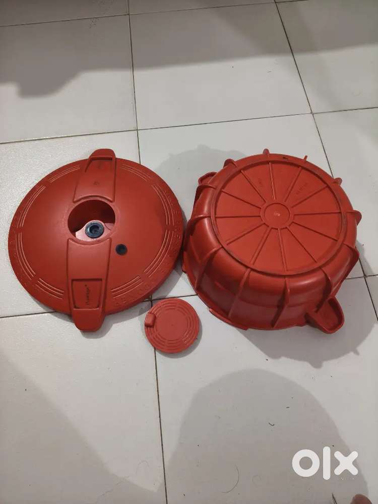 Prestige Microwave pressure cooker