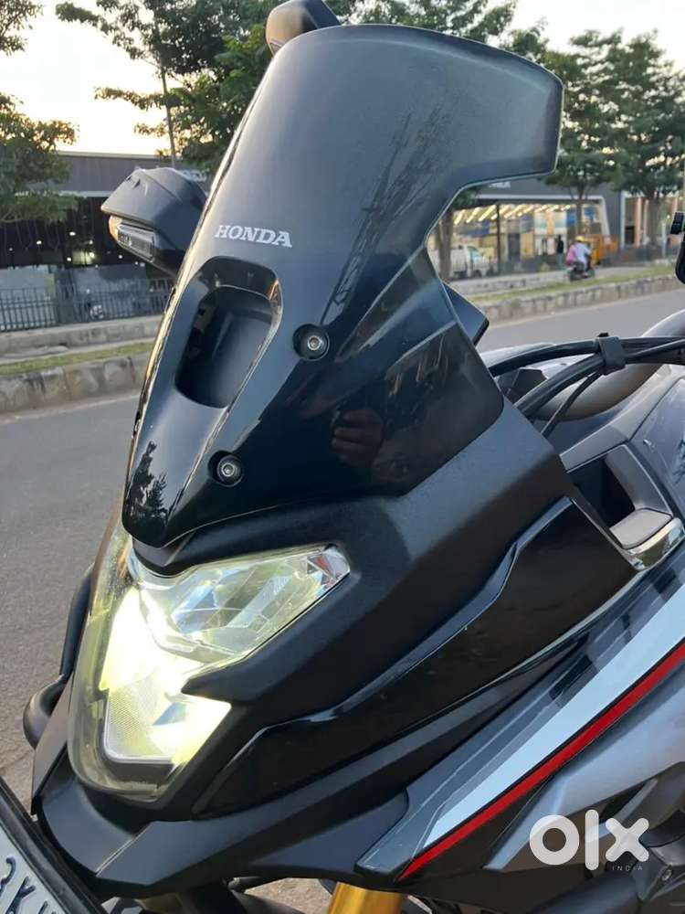 Honda CB200X Adventure, urban & tourer friendly
