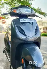 BRAND NEW HONDA ACTIVA 4 G FULL CONDITION GREY COLOUR