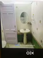Need 2 girls one room is vacant in 3bhk ground floor flat