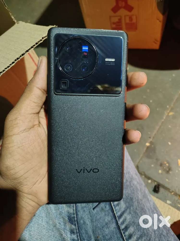 Vivo x80 pro 12GB DDR5 RAM / 256GB ROM 3.1