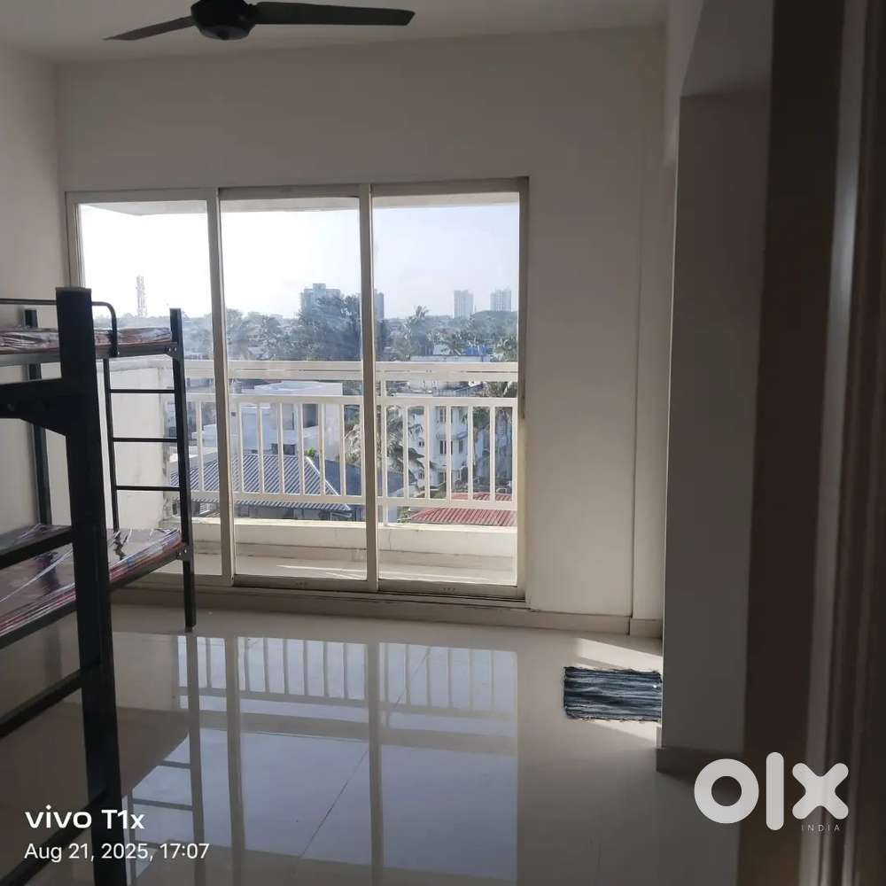 Mens hostel or PG kaloor, palarivattom