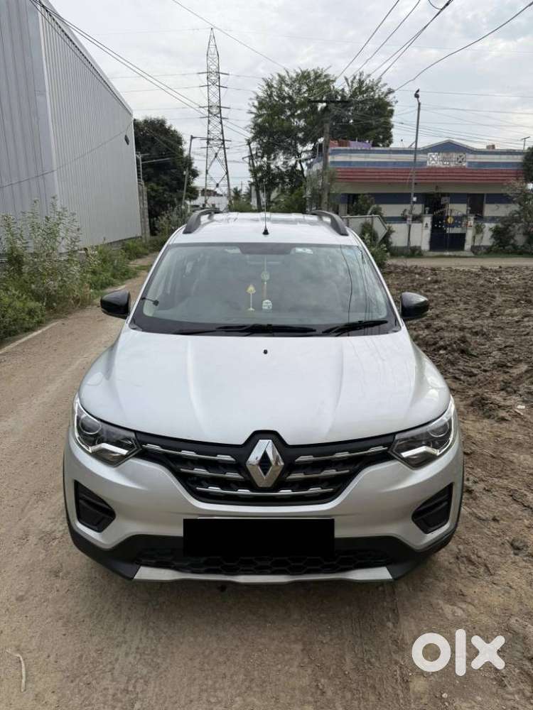 Renault Triber RXT, 2023, Petrol