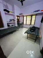 Need 2 roommates