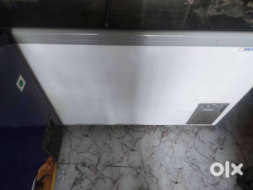 Voltas Deep Fridge