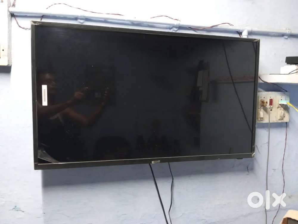 40, inch hd smart tv.