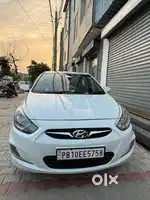 Hyundai Fluidic Verna 2013
