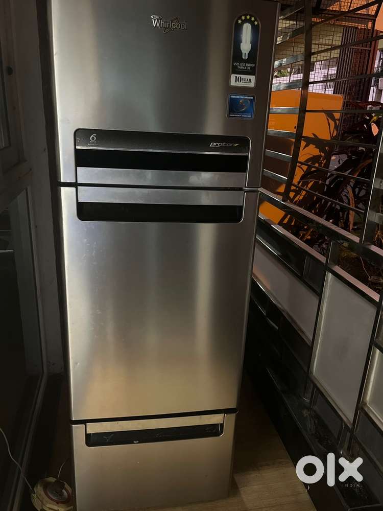 3 door whirlpool refrigerator
