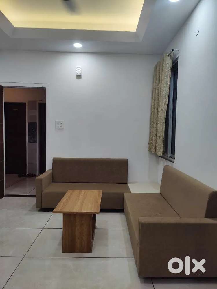 Lavish newly 1bhk fully furnished flat for rent near Mahindra showroom