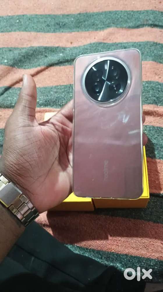 Realme P1 5g 6 128gb display change hai