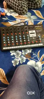 Studio master audio mixer 8 chanal bluetooth top notch condition