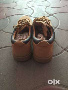 IMPORTED SAFETY SHOES SIZE 45 / 10.5