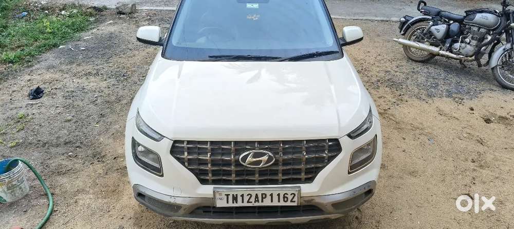 Hyundai Venue 2021 Petrol 44000 Km Driven