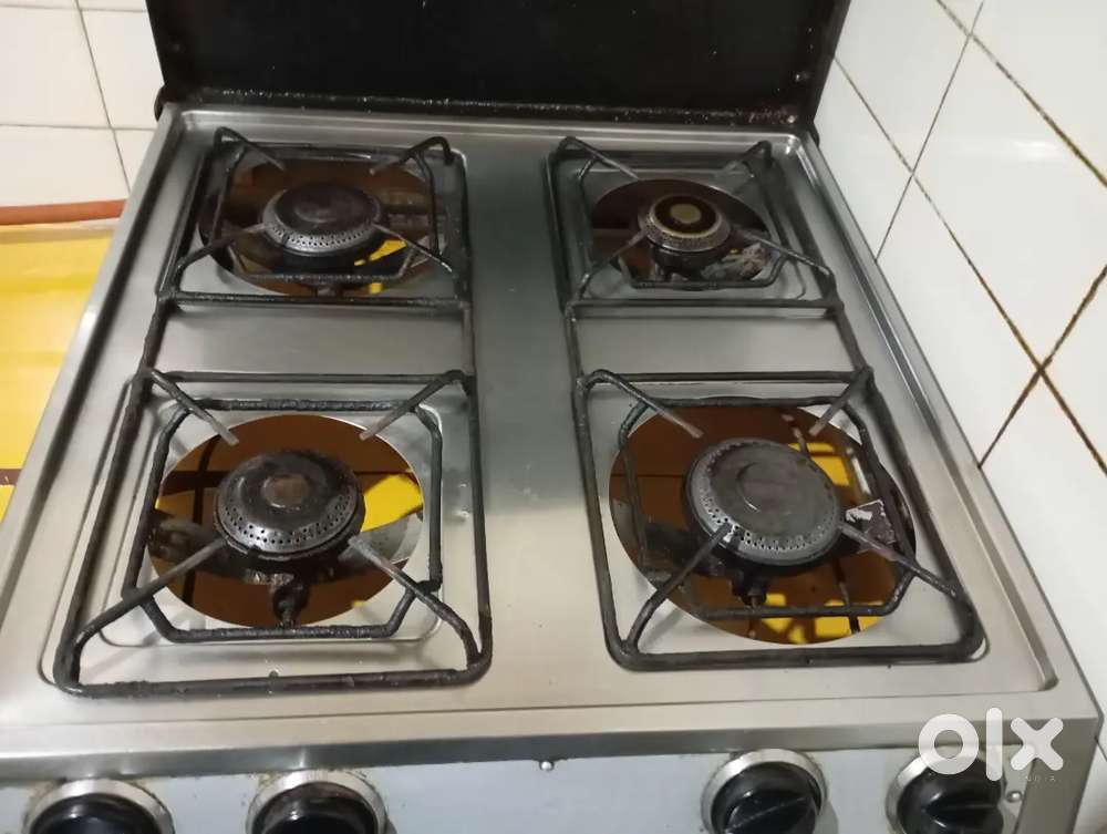 4 burner stainless steel stove