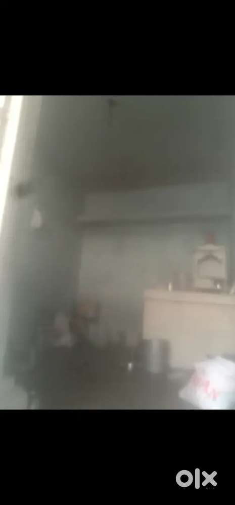 2 boys ke liy vacant 2 room hai old vadaj me