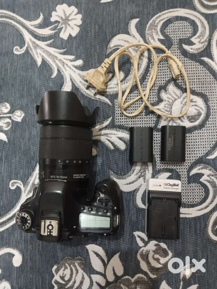 CANON 80D CAMERA