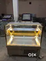 Displa fridge