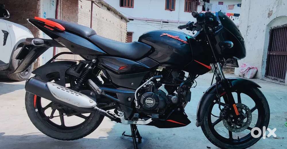 Bajaj pulser 125