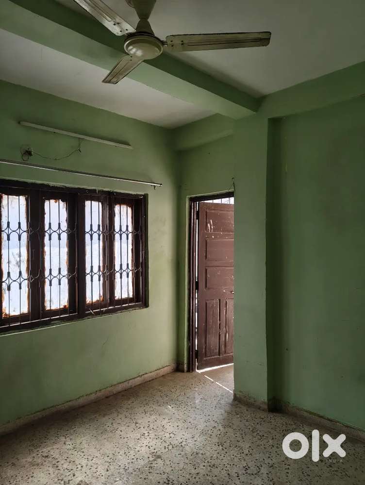 2 Bhk flat for resale in trilanga colony