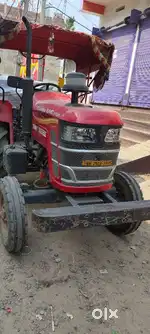 275 Mahindra tractor hai with power stearing