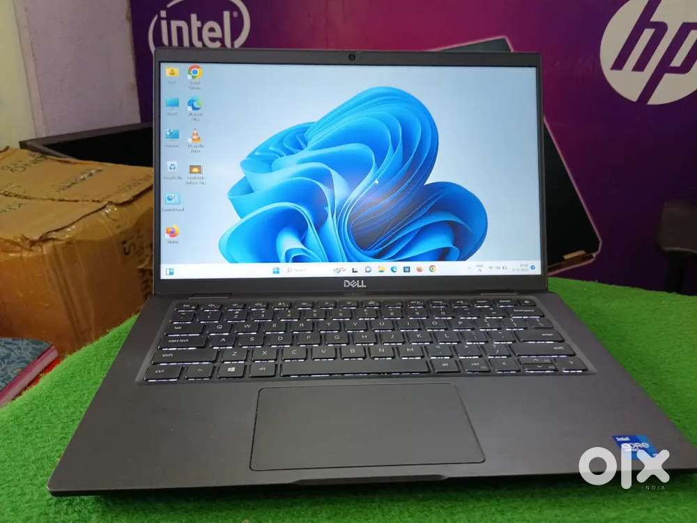 Dell Latitude 7420 i7 11th Gen 32gb RAM 256gb SSD 14 inches Gud Works