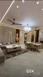 Luxury 3bhk flat 100 gaj ka near metro station only 650000
