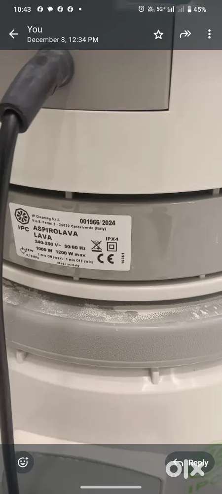 Commercial scrubber machine and vacuum cleaner