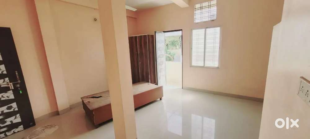 Indipendent Room Kitchen For Rent Near  Bombay Hospital